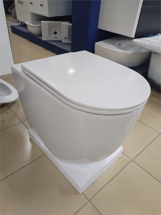 AQUATEK ЕВРОПА BD AQ1902-00 Унитаз напольный приставной, размер: 560*360*410 мм, тонкое сиденье с микролифтом. BD AQ1902-00 - фото 54111