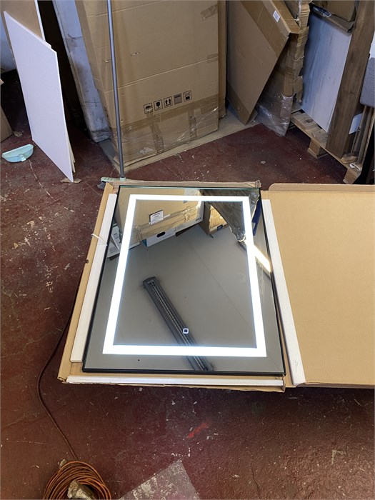 Silver Mirrors "Саурон" 600х800 вертикальный (сенсорный выключатель) зеркало LED-00002510 LED-00002510 - фото 56388