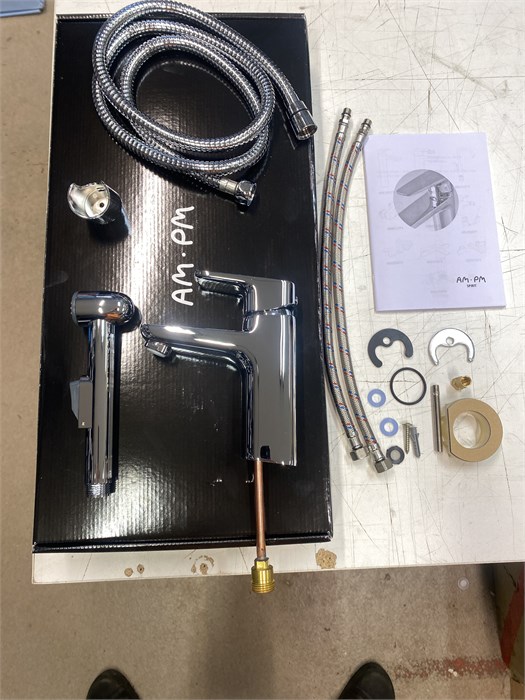 Am.Pm Spirit F7003000 смеситель для умывальника с гиг душем, излив 110 мм F7003000 - фото 57147