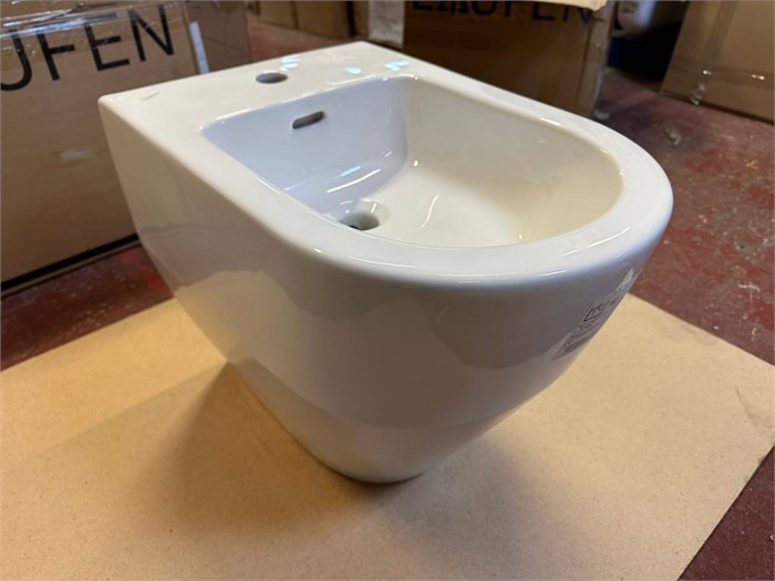 LAUFEN PRO Биде напольное 8.3295.2.000.302.1 (овальное, белый, 53*36) 8.3295.2.000.302.1 - фото 57573