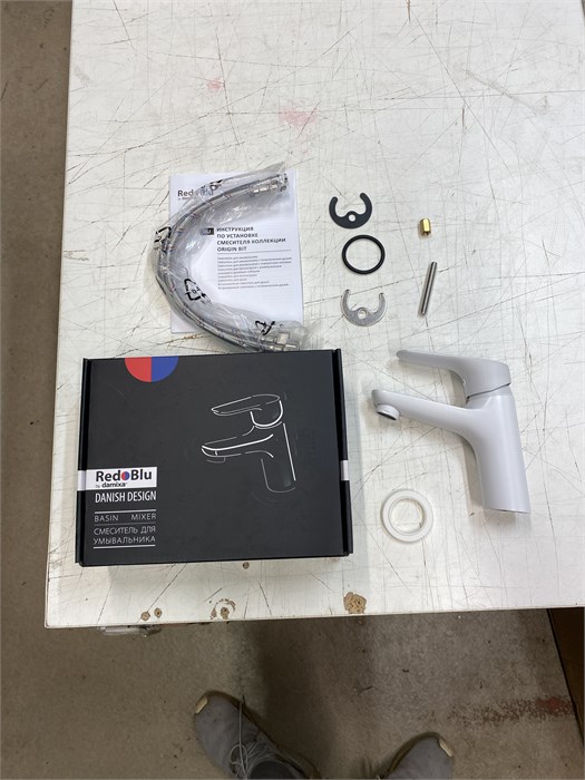 RedBlu By Damixa Origin Bit BD 770210200 Смеситель для умывальника, Белый 770210200 \ - фото 58310