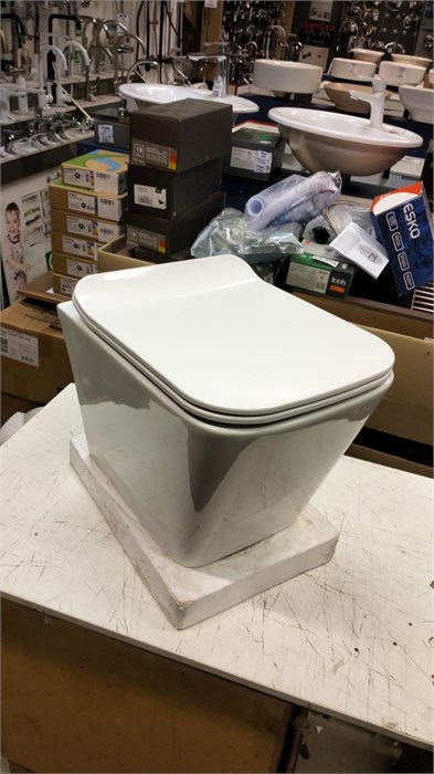 AQUATEK ДЕЛЬТА AQ1911-00 Унитаз подвесной безободковый с быстросъёмным сидением микролифт AQ1911-00