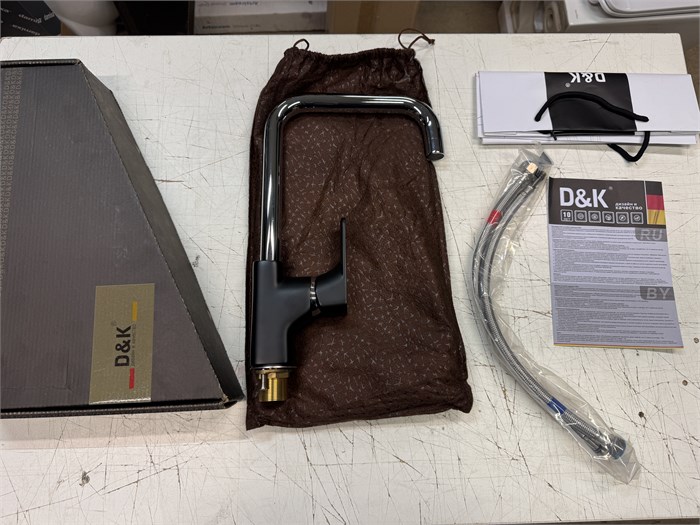 D&K BerlinTechnische DA1432495 Смеситель для кухни, черный/хром 13810