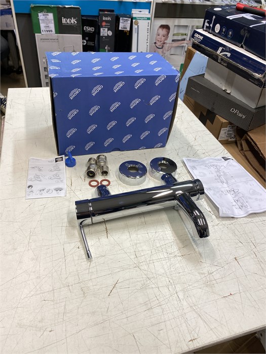 Grohe 33624001 Essence+ Смеситель однорычажный для ванны, хром 33624001