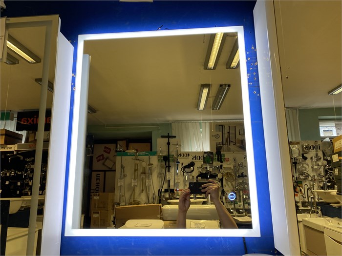 Зеркало IDDIS Brick BRI6000i98 с подсветкой, 60 см BRI6000i98