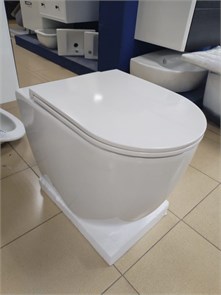{{productViewItem.photos[photoViewList.activeNavIndex].Alt || productViewItem.photos[photoViewList.activeNavIndex].Description || 'AQUATEK ЕВРОПА BD AQ1902-00 Унитаз напольный приставной, размер: 560*360*410 мм, тонкое сиденье с микролифтом.'}}