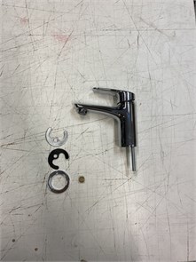 {{photo.Alt || photo.Description || 'IDDIS Plain PLNSB00i01 Смеситель для умывальника, хром'}}