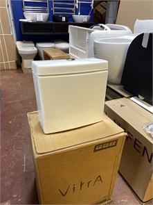 {{photo.Alt || photo.Description || 'Laufen PRO 8.2695.0.000.278.1 Бачок, подводка боковая с арматурой'}}