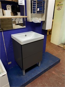 {{photo.Alt || photo.Description || 'Акватон Юнит 55 BD 1A288201UN820 Напольная тумба под раковину, антрацит + Santek 1.WH50.1.620 АДРИАНА умывальник 55 см'}}