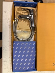 {{photo.Alt || photo.Description || 'Grohe BauEdge 23757001 Смеситель для раковины с гиг.душем, хром'}}