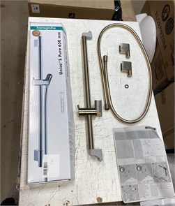 {{photo.Alt || photo.Description || 'Hansgrohe Unica S Puro 28632140 Штанга для душа 90 см, бронза'}}