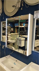 {{photo.Alt || photo.Description || 'Roca Pilar 80 ZRU9303017 Зеркальный шкаф 80 см с LED подсветкой, белый'}}