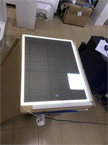 {{photo.Alt || photo.Description || 'Silver Mirrors "Норма" 700х900 - 2 (сенсорный выключатель, подогрев) зеркало LED-00002645'}}