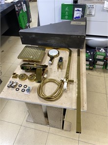 {{photo.Alt || photo.Description || 'D&amp;K Berlin.Touro DA1433703A01 Душевая система , золото'}}