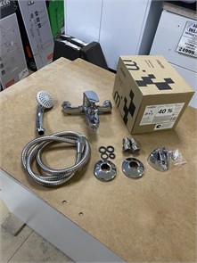 {{photo.Alt || photo.Description || 'Смеситель для ванны Milardo Horizont HORSB02M02, хром'}}