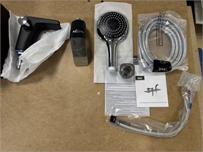 {{photo.Alt || photo.Description || 'D&amp;K BerlinFreie DA1434215 Смеситель на борт ванны врезной каскад черный-хром'}}