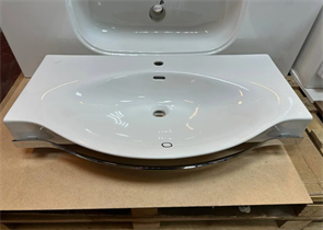 {{photo.Alt || photo.Description || 'Laufen PALACE 8.1270.2.000.104.1 умывальник с полотенцедержателем, с 1 отв д/смесителя по центру /90х51х16,5/ (бел)'}}