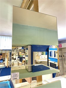 {{photo.Alt || photo.Description || 'Зеркало на подложке Amsterdam 105 68x54,5 см'}}