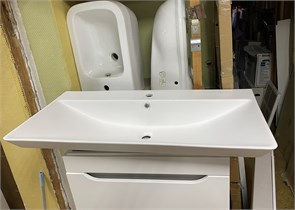 {{photo.Alt || photo.Description || 'BD Раковина керамическая  Размер: 100.5х50.5 см'}}