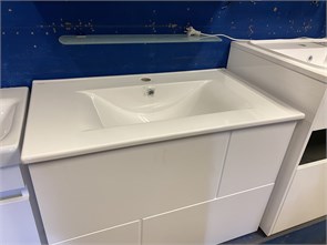 {{photo.Alt || photo.Description || 'IDDIS 0138000i28 Умывальник мебельный 80 см, 013'}}