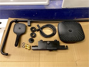 {{photo.Alt || photo.Description || 'Душевая система IDDIS SpaHome SPHBLTKi06 с тропическим душем с термостатом, черный матовый.'}}