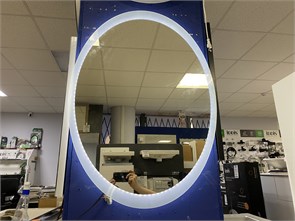 {{photo.Alt || photo.Description || 'Marka One BD Зеркало с фронтальной и фоновой подсветкой 650х900 мм'}}