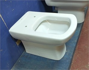 {{photo.Alt || photo.Description || 'ROCA DAMA SENSO 347517000 Унитаз приставной'}}