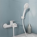 Смеситель Milardo RORWT00M02 для ванны и душа, белый RORWT00M02