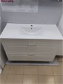 IDDIS Oxford OXF10W1i95 Тумба напольная, 100 см, белая. плюс IDDIS 0131000i28 Умывальник мебельный 100 см 12002 - фото 53386