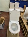 Azario FRETTA ROUND AZ-7121A Унитаз напольный безободковый в комплекте с бачком и прямым сиденьем микролифт. Размер 650x340x790 мм AZ-7121A