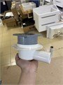 Alcaplast BD APV26  Сливной трап, 105 105/50, подводка – боковая, решетка – нержавеющая сталь, гидрозатвор – мокрый APV26