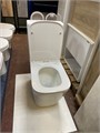 AZARIO Квадро AZ-2175 унитаз напольный, безободковый с сиденьем  микролифт из полипропилена AZ-2175