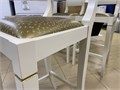 Барный стул Scavolini Grand Relais из бука, отделка бежевый RAL 1013 + золото 14524