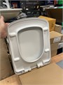 GEBERIT Selnova Square 500.336.01.1 Сиденье с микролифтом 500.336.01.1