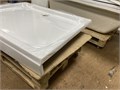 Benneri BE.RA.120x90 Поддон акриловый, прямоугольный, в комплекте с ножками, съемной панелью, 120*90*15 BE.RA.120x90