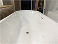 Акриловая ванна BelBagno BB70-1700-800 отдельностоящая, белая, овальная  на ножках, со сливом-переливом Размер: 170x80 см 15066