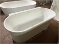 Акриловая ванна BelBagno BB409-1700-800 пристенная, белая овальная, со сливом-переливом Размер: 170x80 см BB409-1700-800