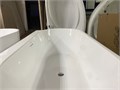 Акриловая ванна BelBagno BB409-1700-800 пристенная, белая овальная, со сливом-переливом Размер: 170x80 см BB409-1700-800